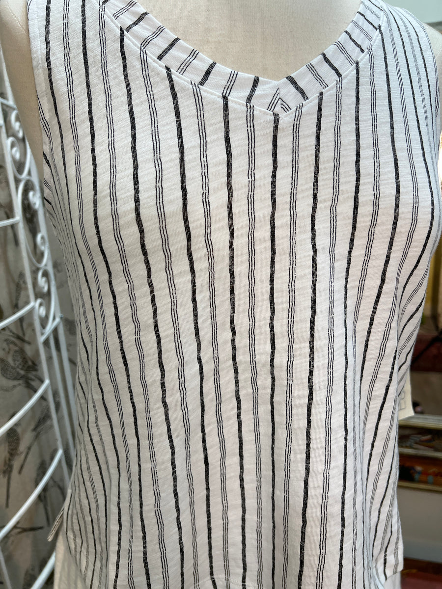 V-Neck Tank in Stripe Print by Escape