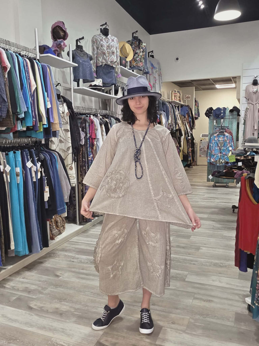 Applique Artistry Star Top