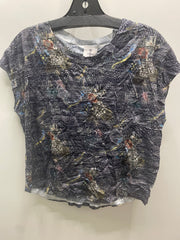 Crinkle Knit Short Sleeve in Nocturne Fleur Print by Inoah