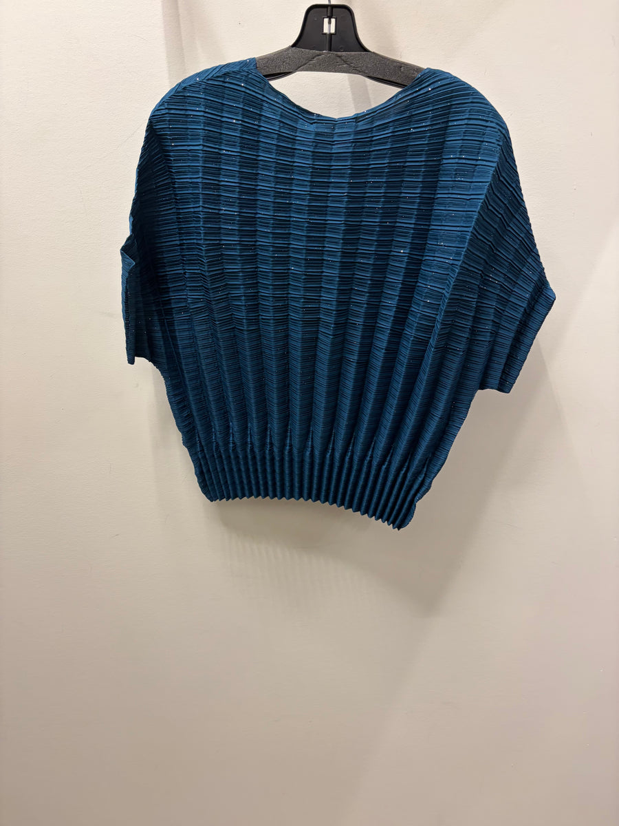 Pleated Short Sleeve Dual Fold Top by EllyNDale