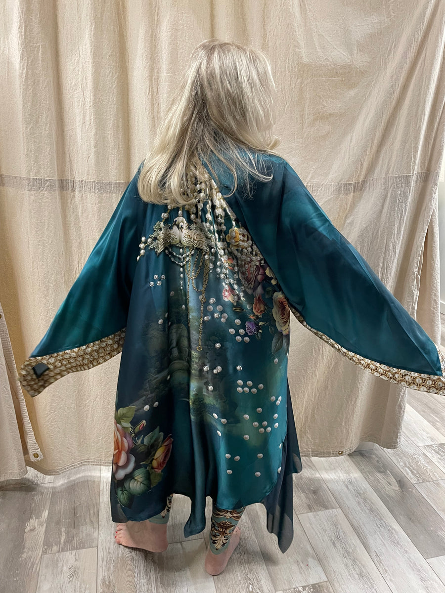 IPNG Design Kimono Cardigan in Love Language Robin Boutique