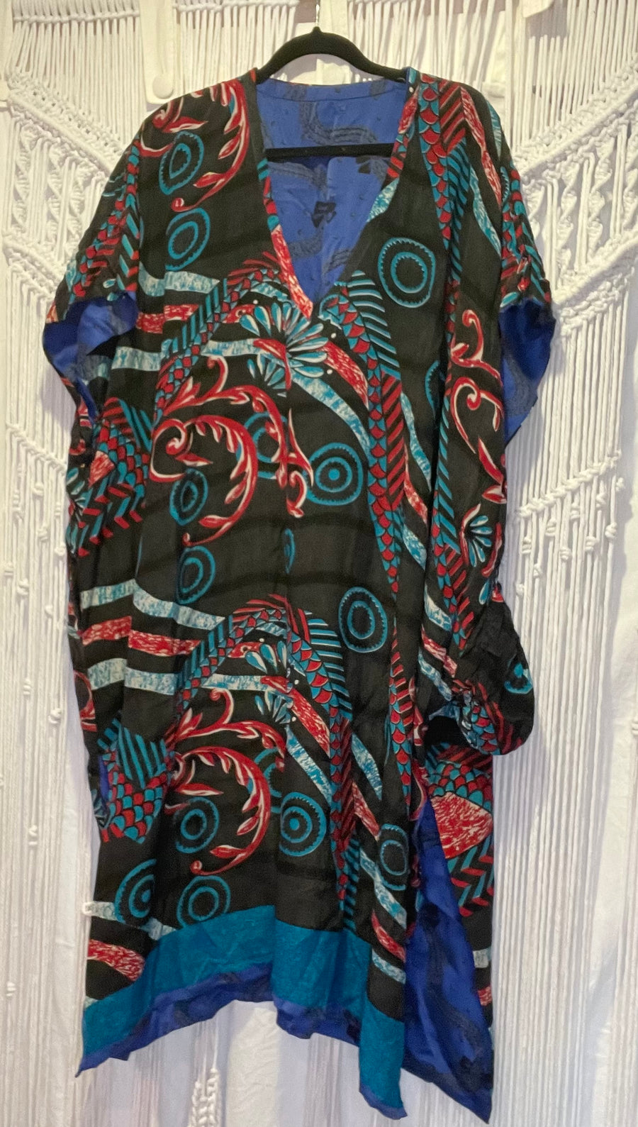 Float On Muu #231 by Kantha Bae