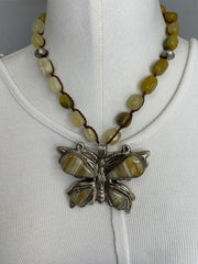 Yellow Agate Butterfly Short Necklace