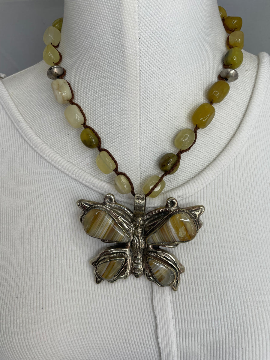Yellow Agate Butterfly Short Necklace