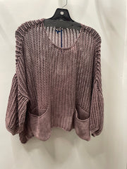 Oversized Crochet Pocket Top