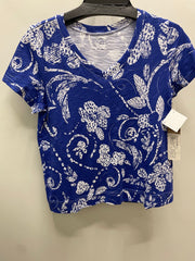 Vintage Scroll Short Sleeve V-Neck Tee by Escape from Robin Boutique.