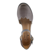 L'Artiste Parchelle Closed Toe Leather Shoe