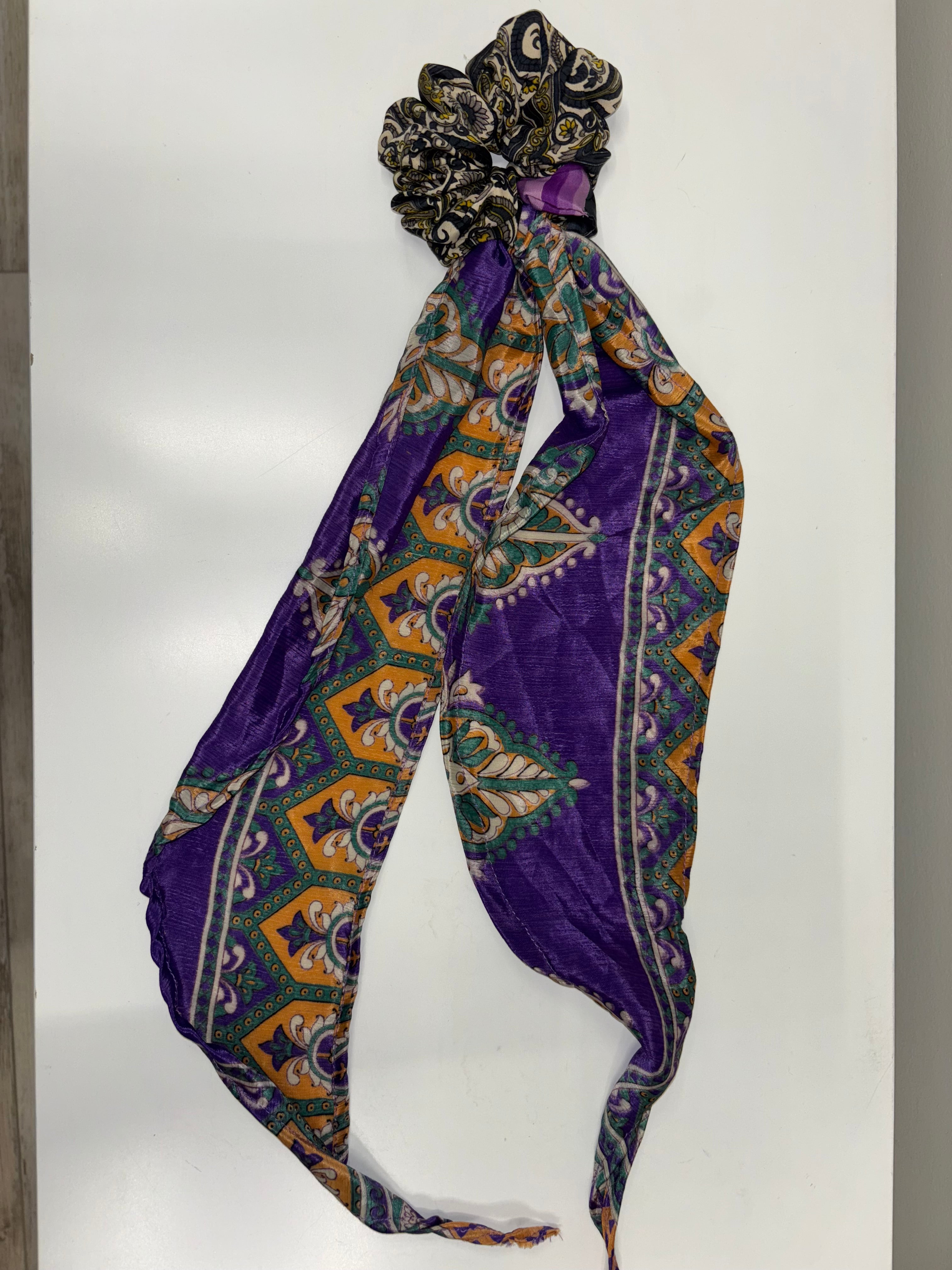 Sari SCRUNCHIE by Kantha Bae Robin Boutique