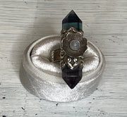 Florite Point Adjustable Ornate Ring