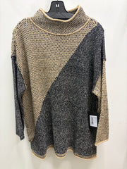 Diagonal Darlings Tunic by Olivia