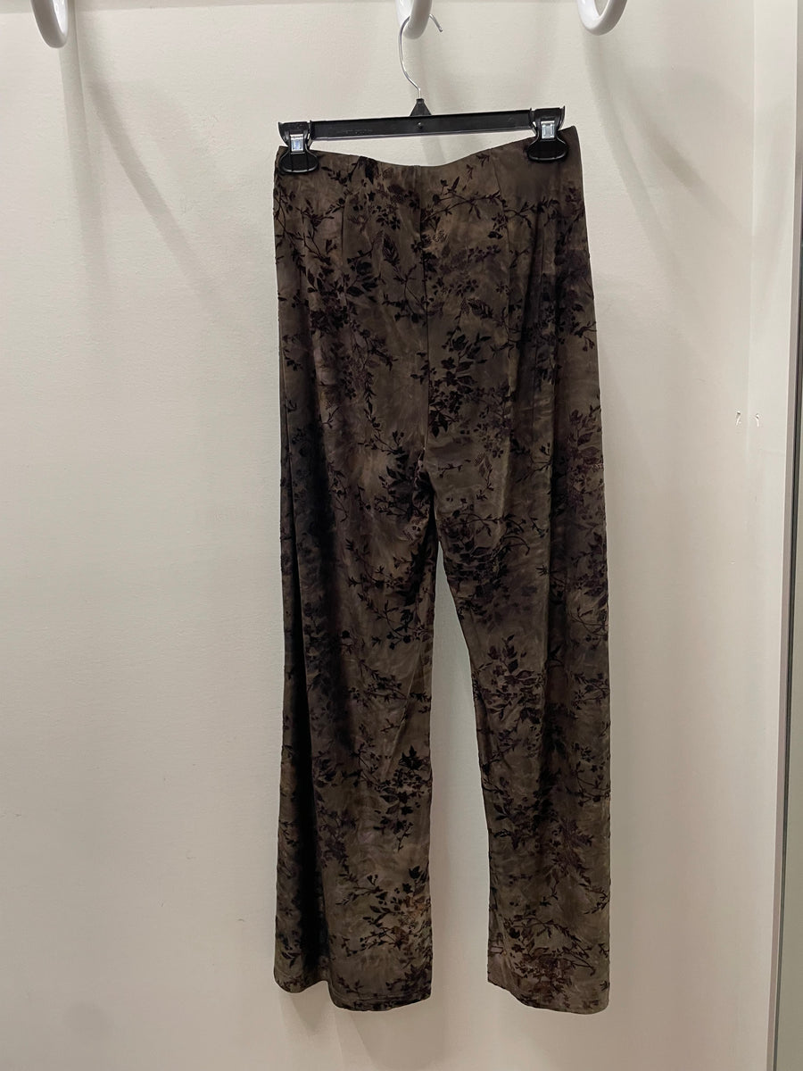 Flocked Velvet Palazzo Pant by Paparazzi