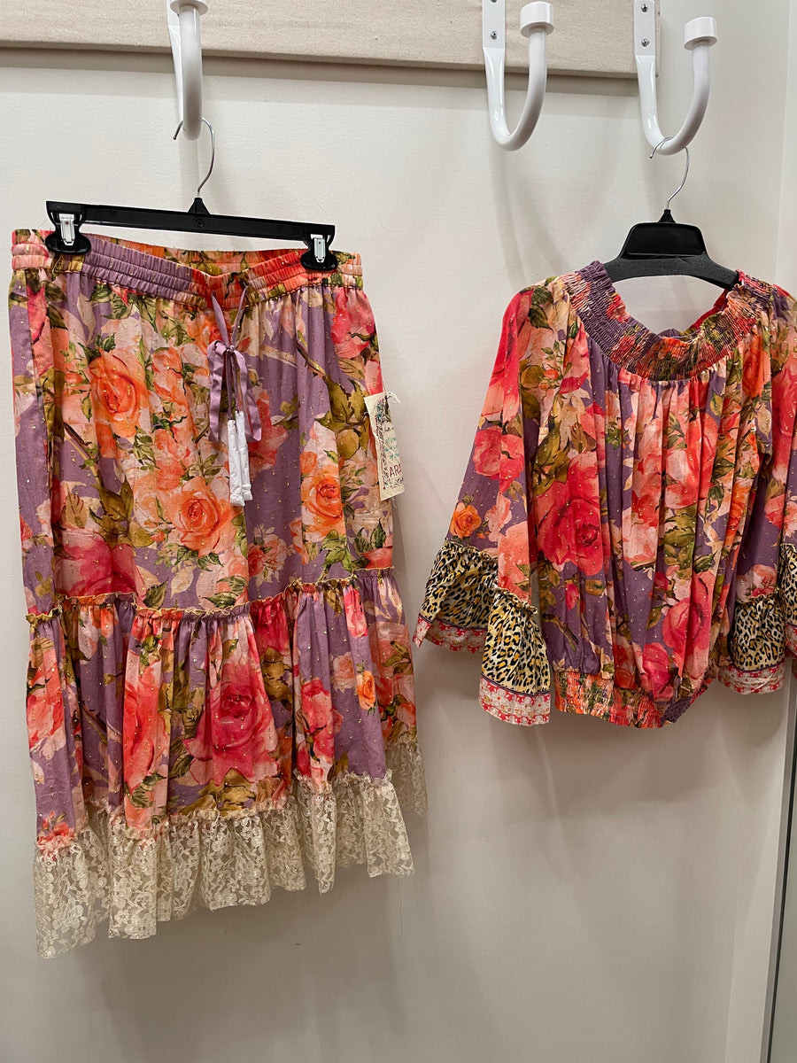 Rosaline Short Pants by Aratta