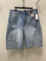 Palmer Barrel Short in Spring Snowflake by Driftwood Jeans