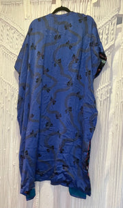 Float On Muu #231 by Kantha Bae