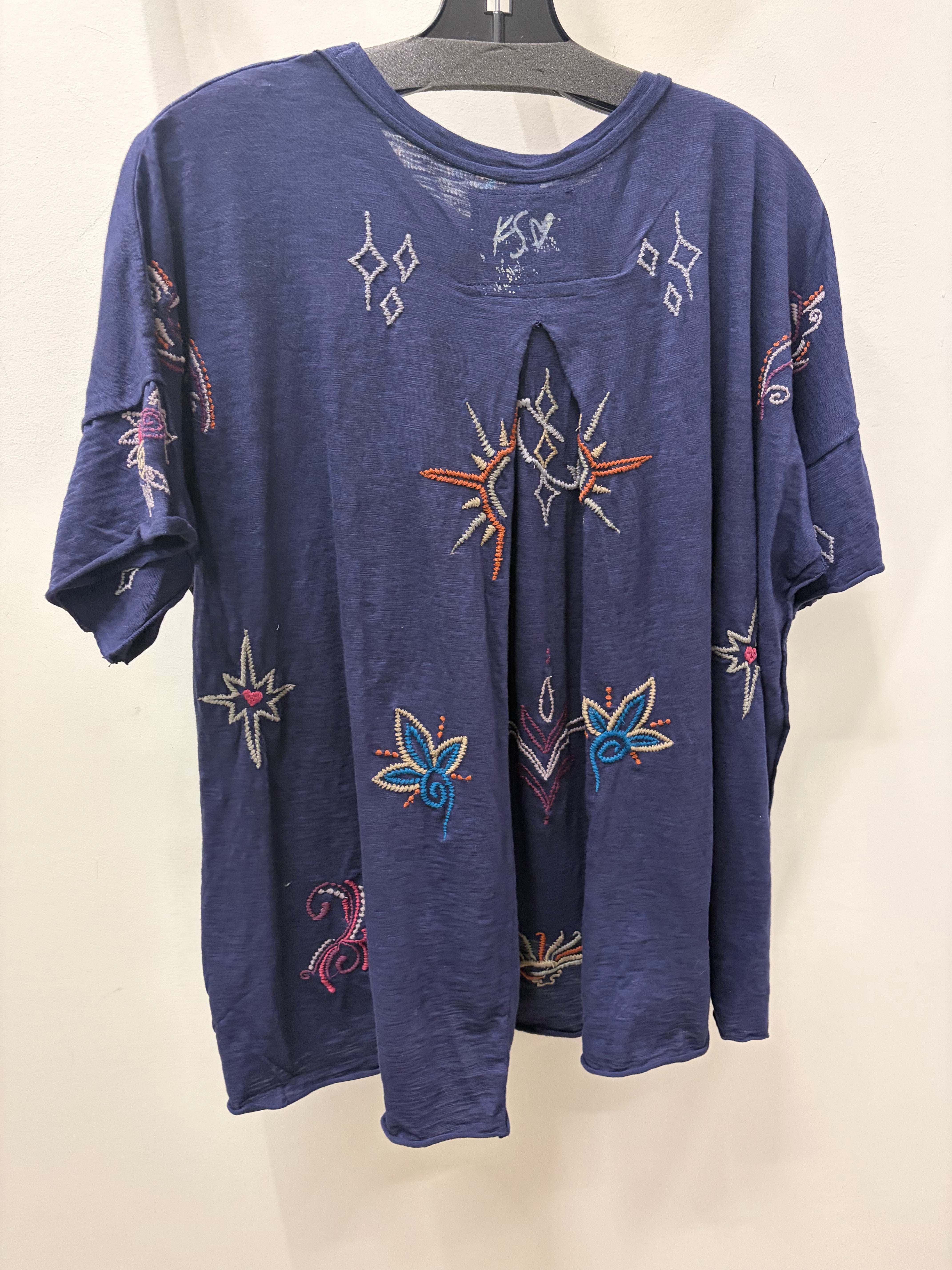 Yael Tee by Caite & Kyla