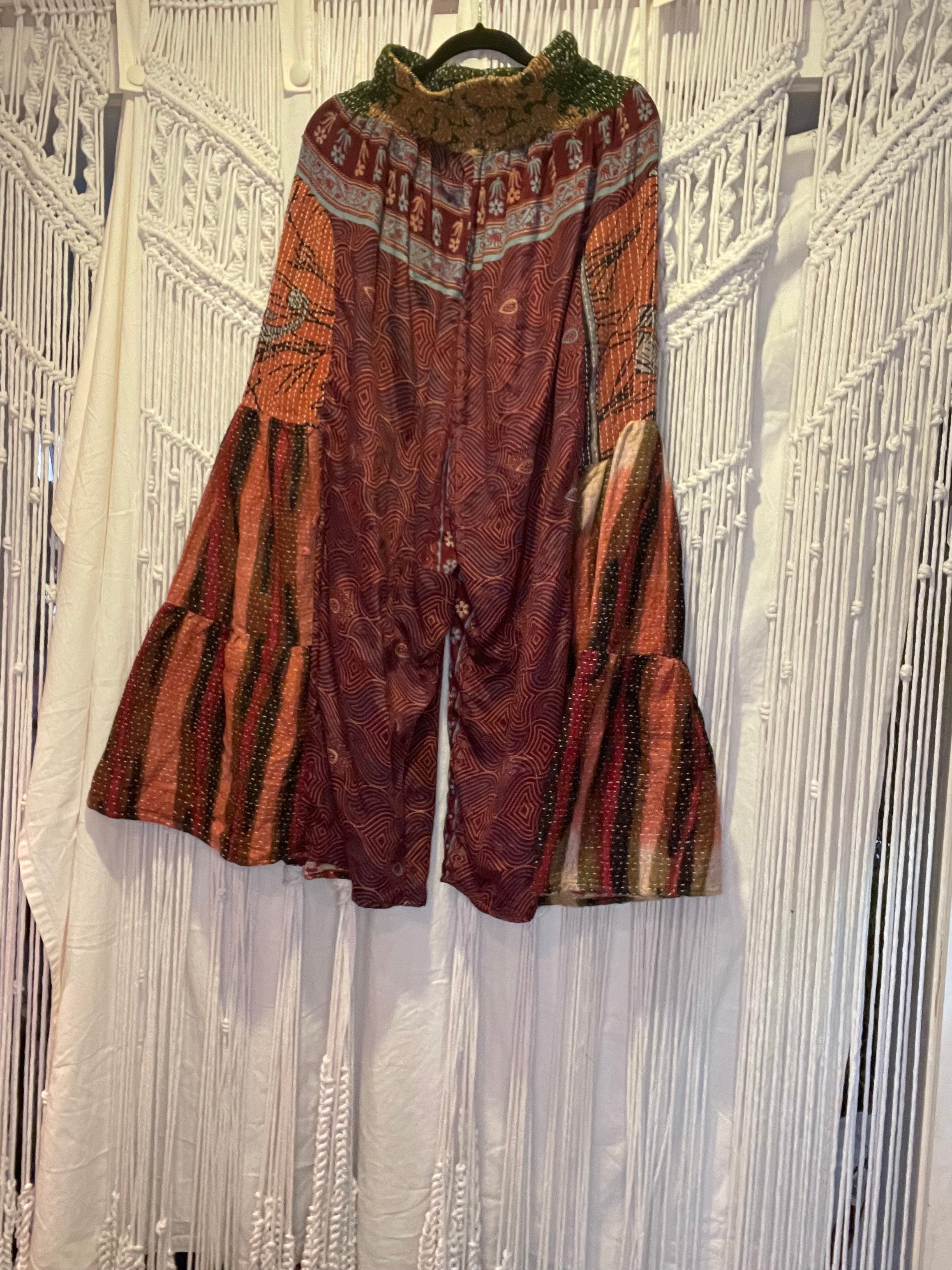 Daydreamer Lounge Pant #300 by Kantha Bae