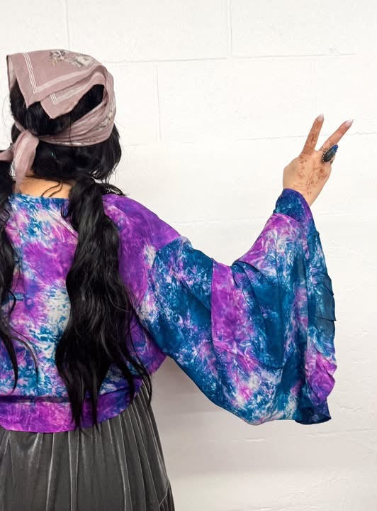 Opal Zepplin Shrug #096 by Kantha Bae