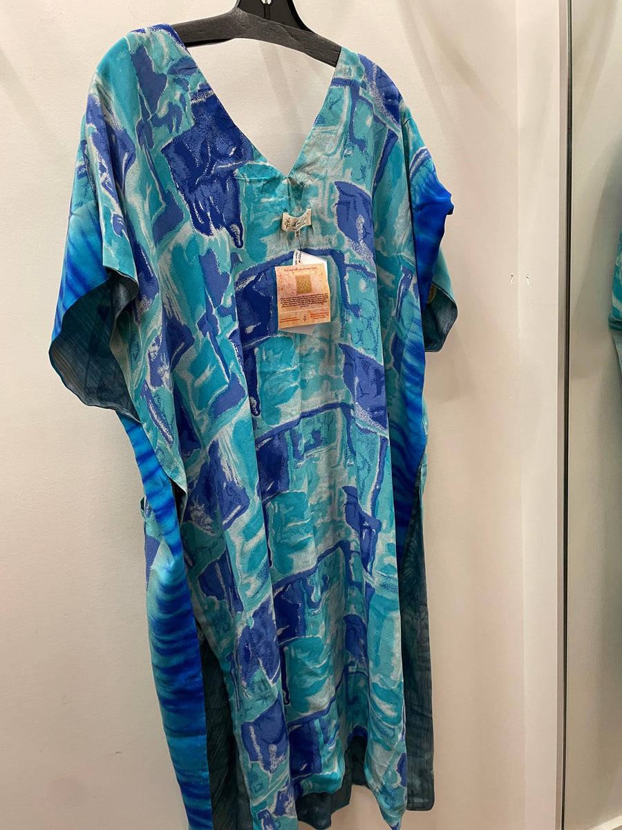 Duality Split Muu #033 by Kantha Bae