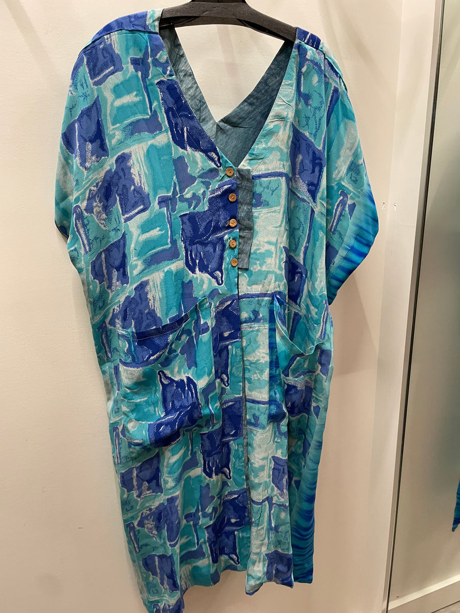 Duality Split Muu #033 by Kantha Bae