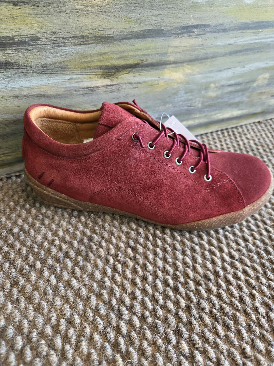 Gelato Tessa II Sneakers in Suede