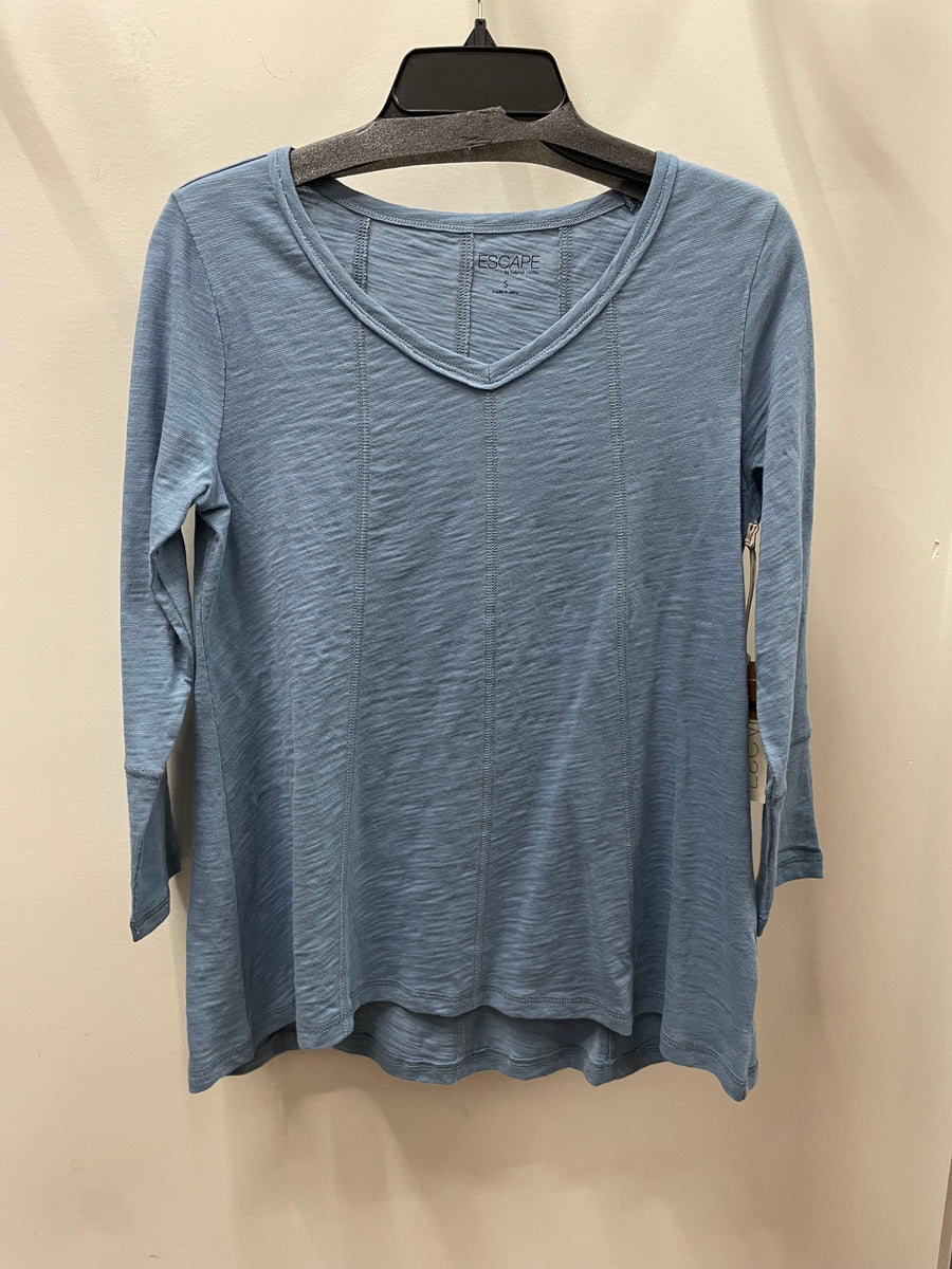 Freedom V-Neck Tee by Escape