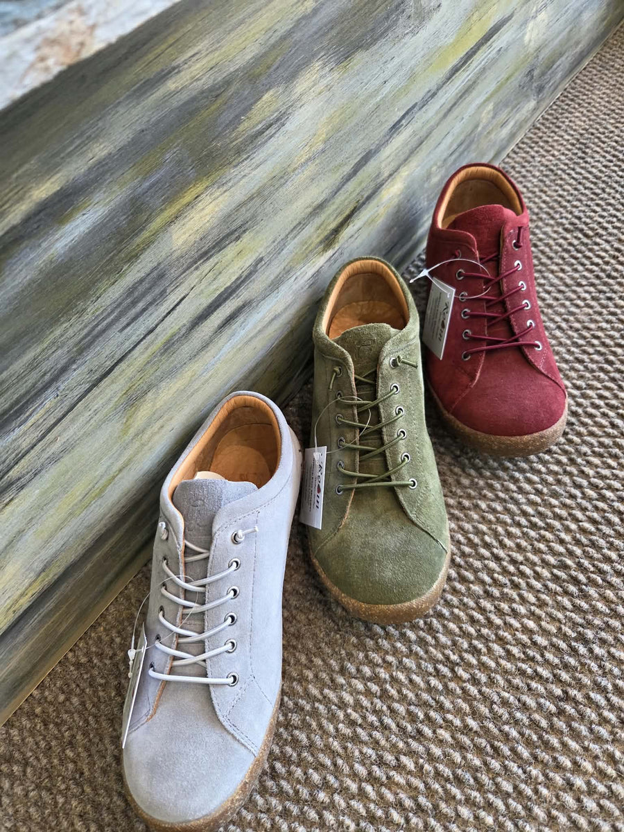 Gelato Tessa II Sneakers in Suede