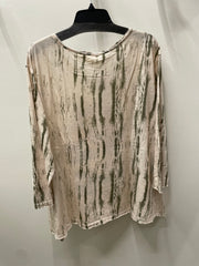 Driftwood Day Tee in Flower Lady Print by Paper Lace