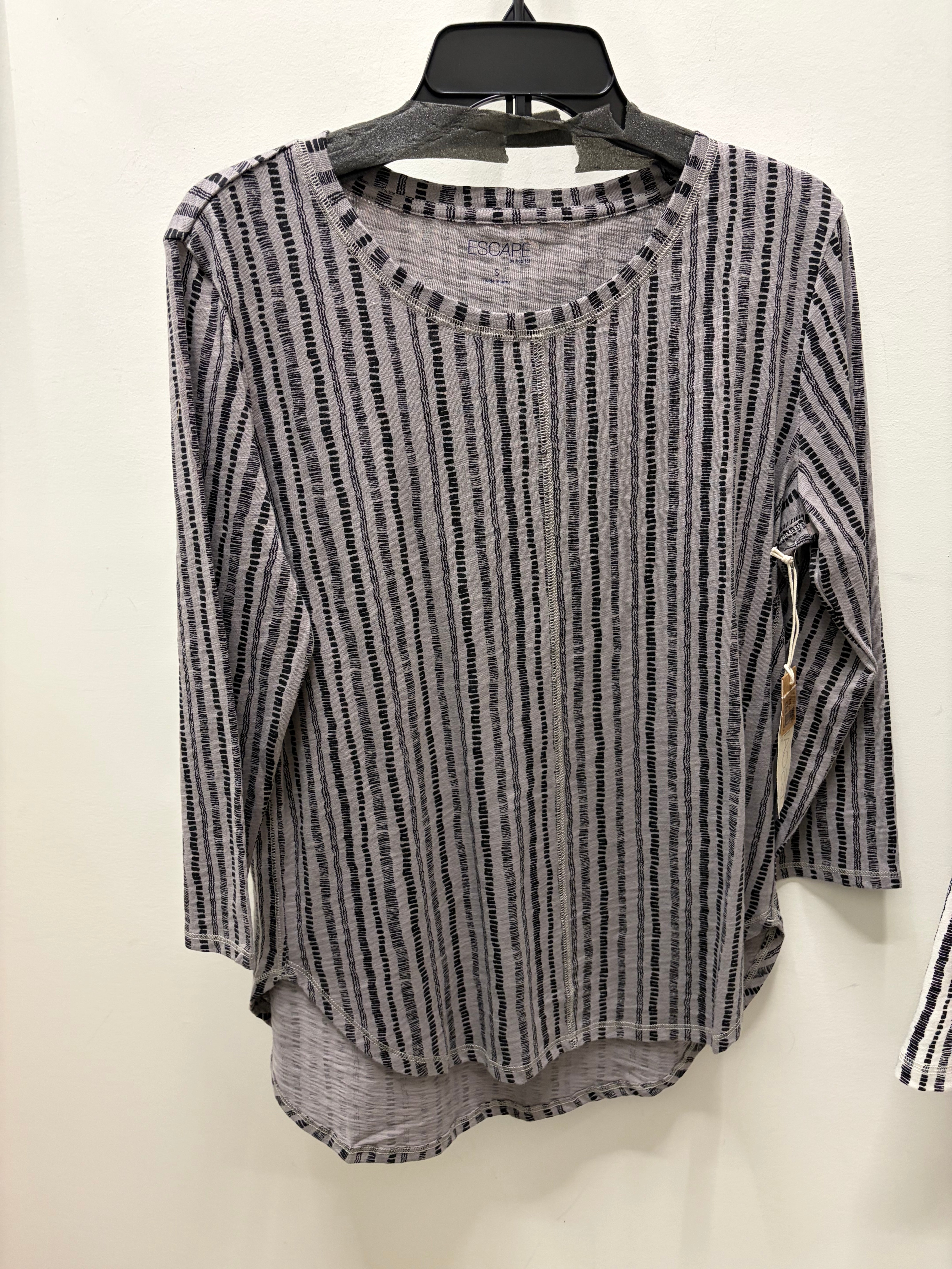 Cotton Slub Seamed High Low Tee by Escape