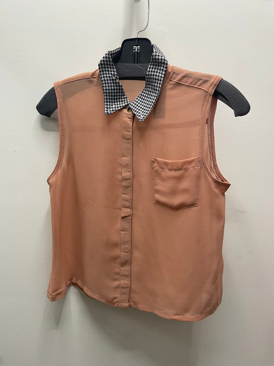 Reworked Sleeveless Flowy Crop Button Down #11