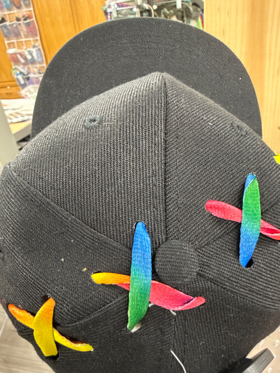 Rainbow Crisscross Detailed Black Cap