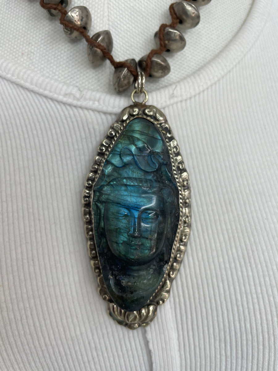 Guanyin Carved in Labradorite Short Necklace