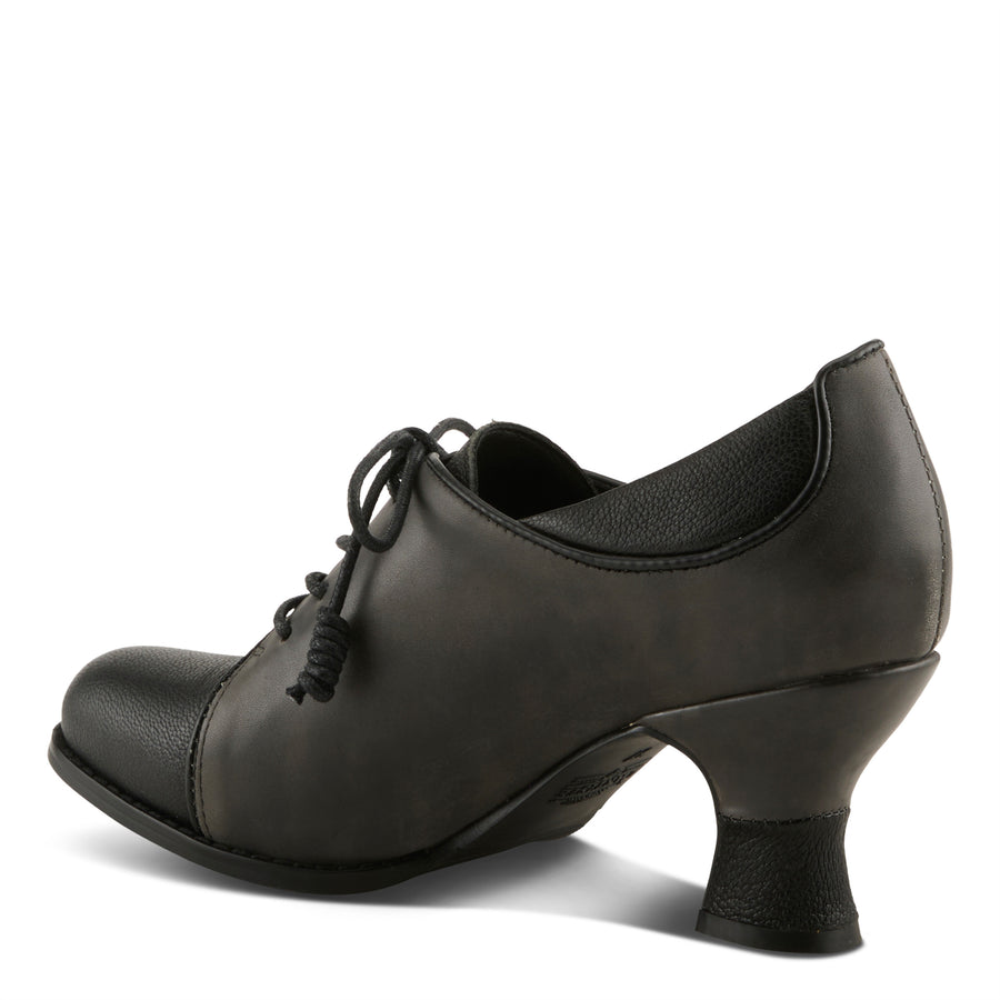 L'Artiste ALSEHI Heels in Shoes