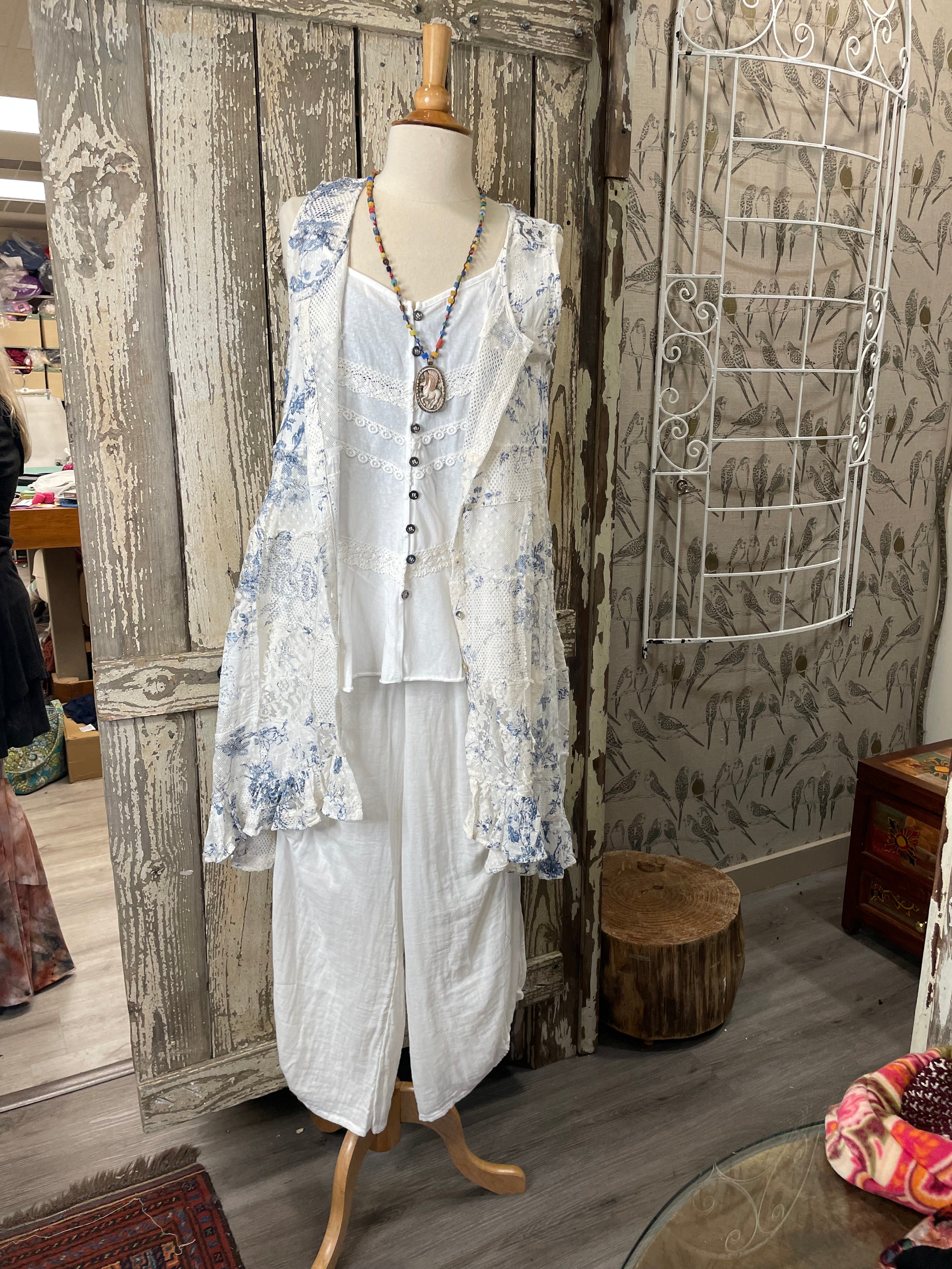 Oasis Pant by The Paper Lace 194