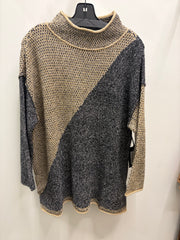 Diagonal Darlings Tunic by Olivia