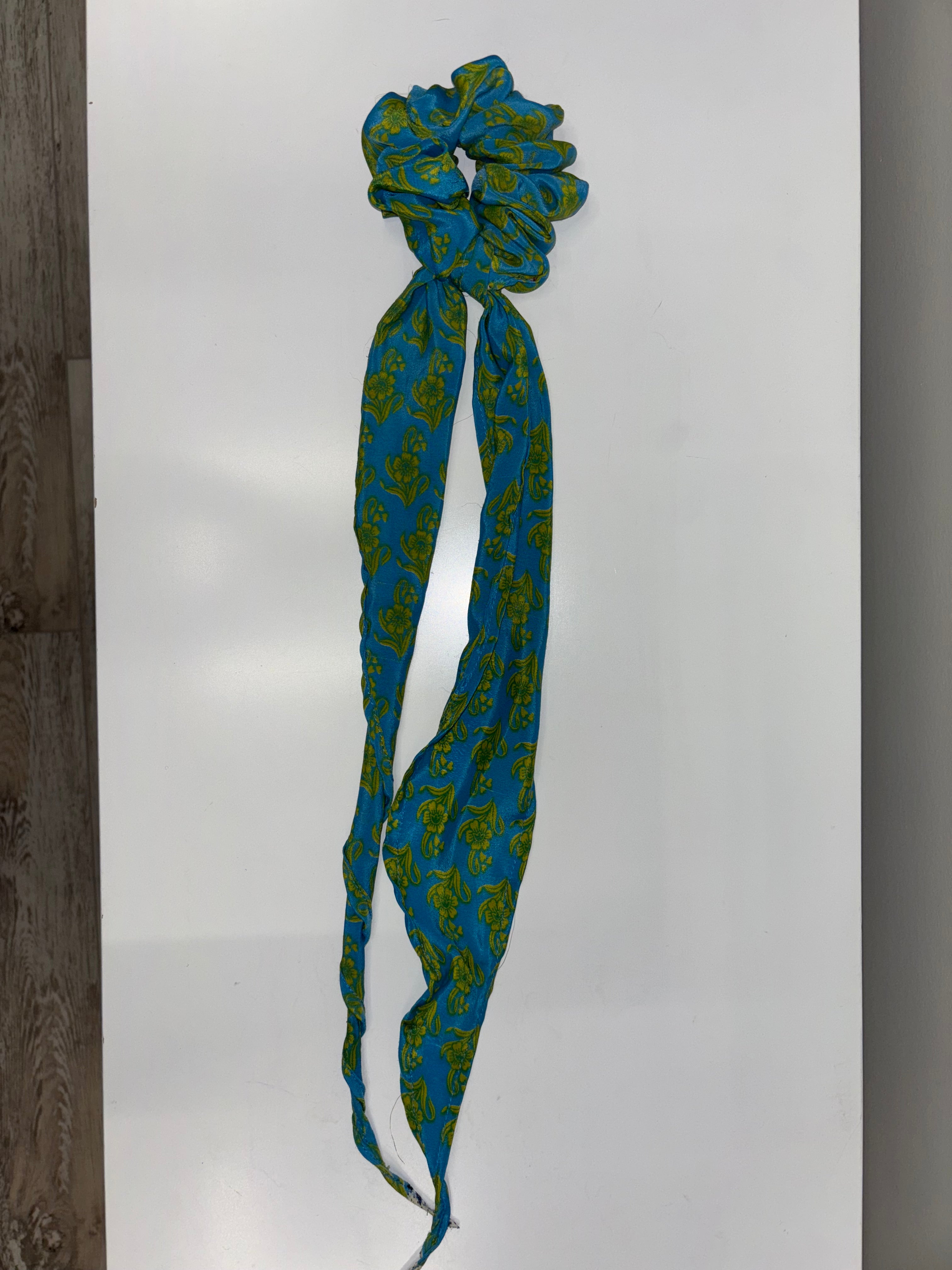 Sari SCRUNCHIE by Kantha Bae Robin Boutique