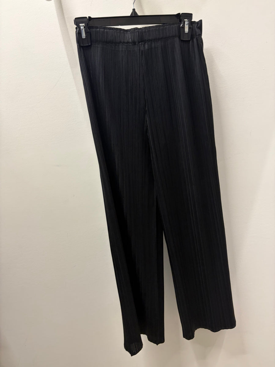 Pleated Pocket Pants with Overlay by EllyNDale