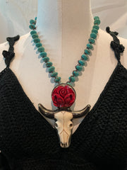 Rosy Steer Skull Short Necklace