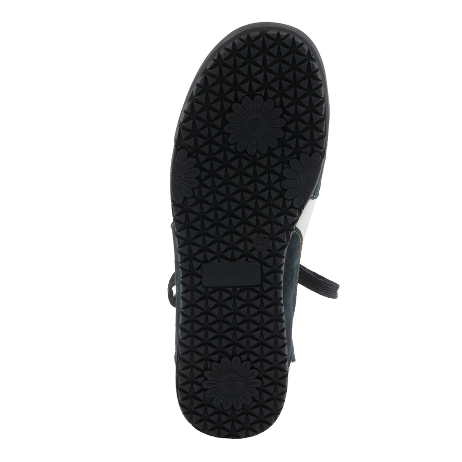 L'Artiste Carpediem Sneaker Shoes in Black Multi Sole View - Robin Boutique