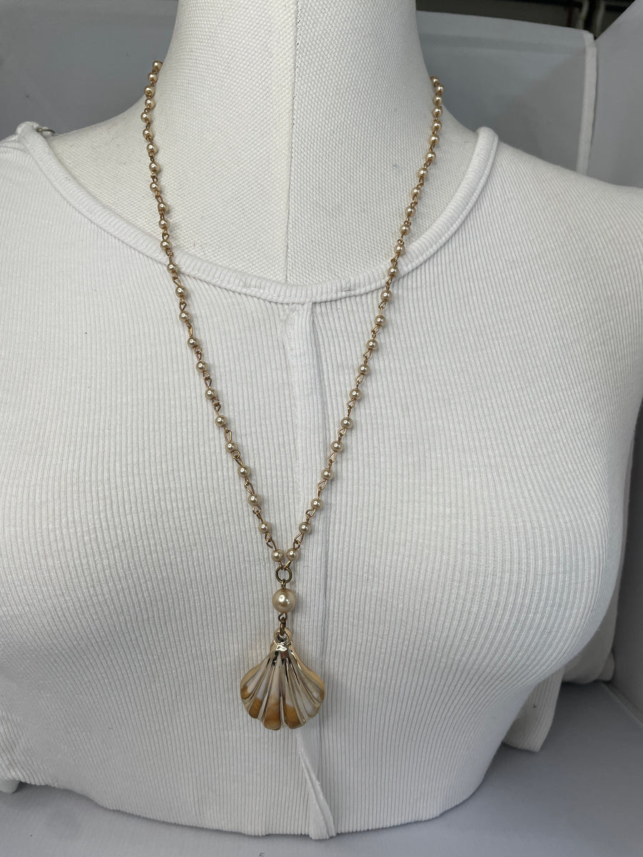 Shell Necklace by Gina