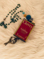 Sendol Tin Necklace by Gina