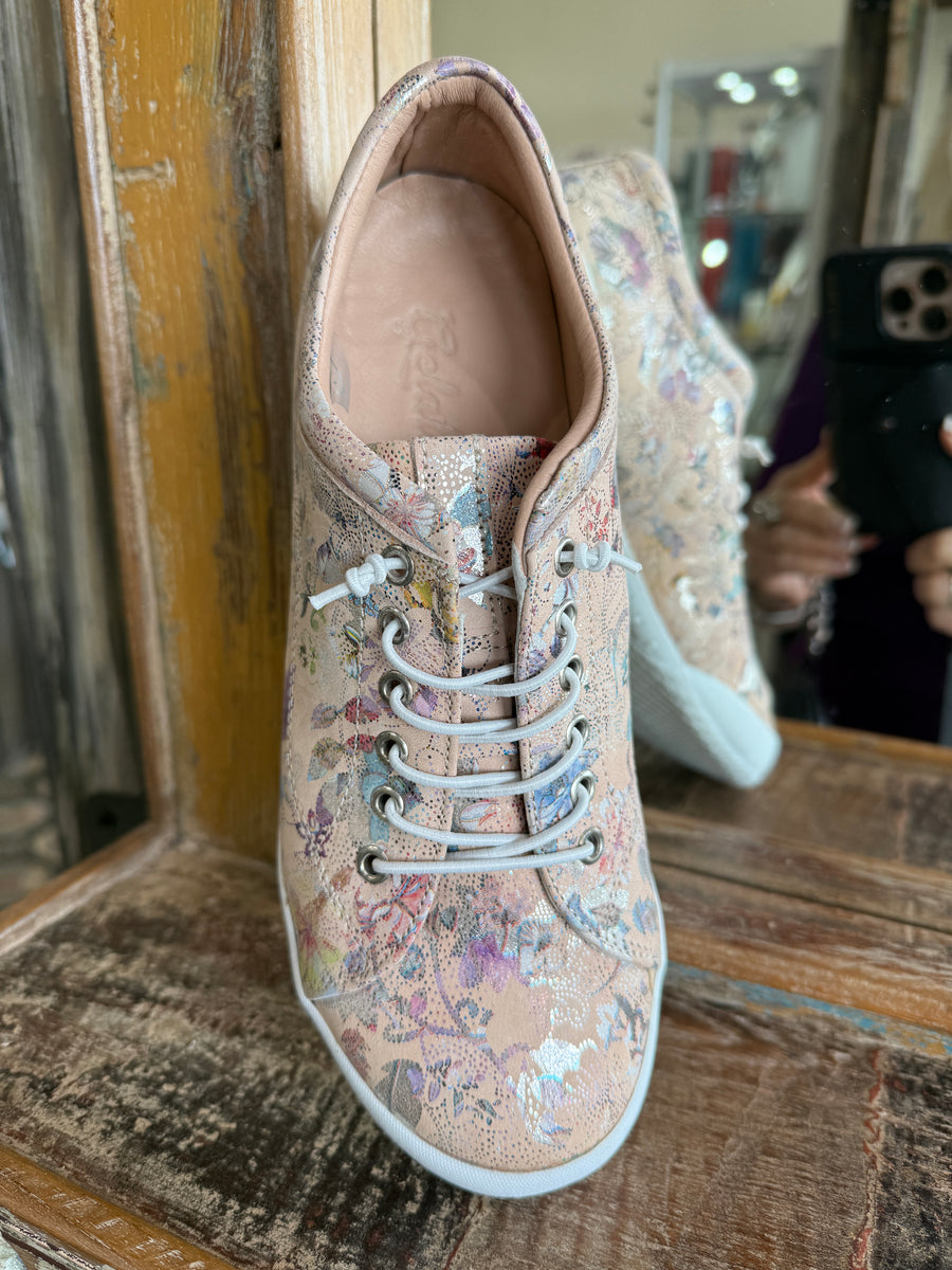 Gelato Tessa no tie Sneaker Shoes