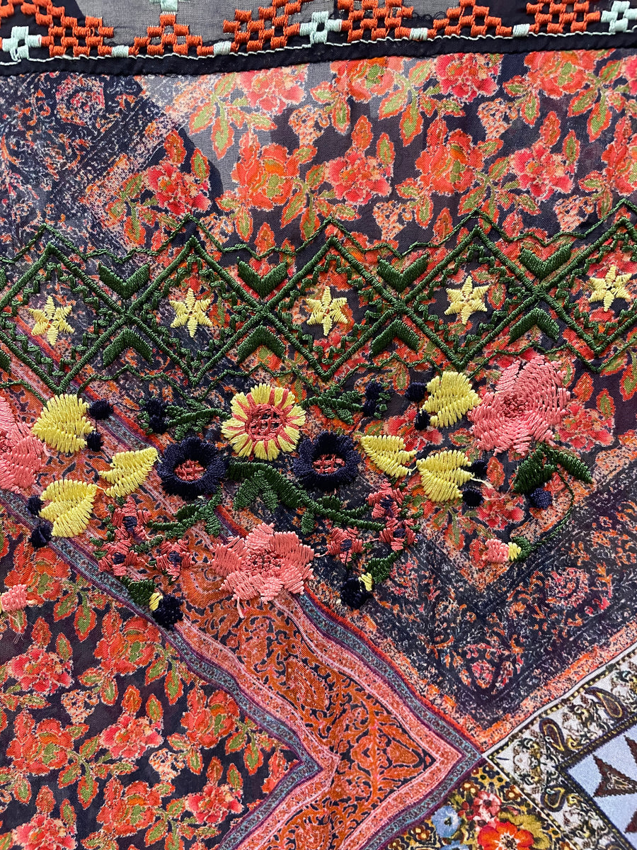 Embroidered Essence Tunic by All About Her 5556