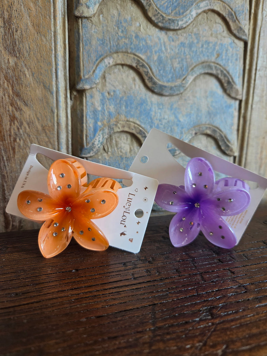 Flower Claw Hairclip with Rhinestone Details Robin Boutique