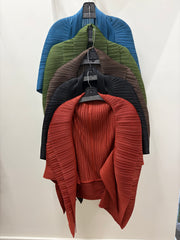 Pleated 2-Way Kimono Jacket by EllyNDale
