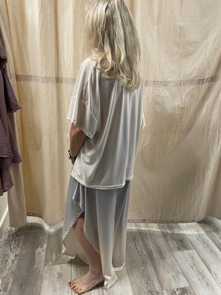 IPNG Design V-Neck Tee "Headstash"