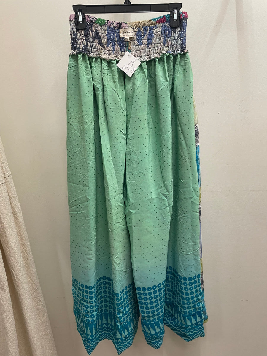 Silk Synergy Side Slit Pants #166 by Kantha Bae