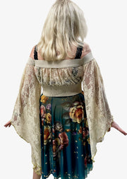 IPNG Design Skirt Square "Love Language"