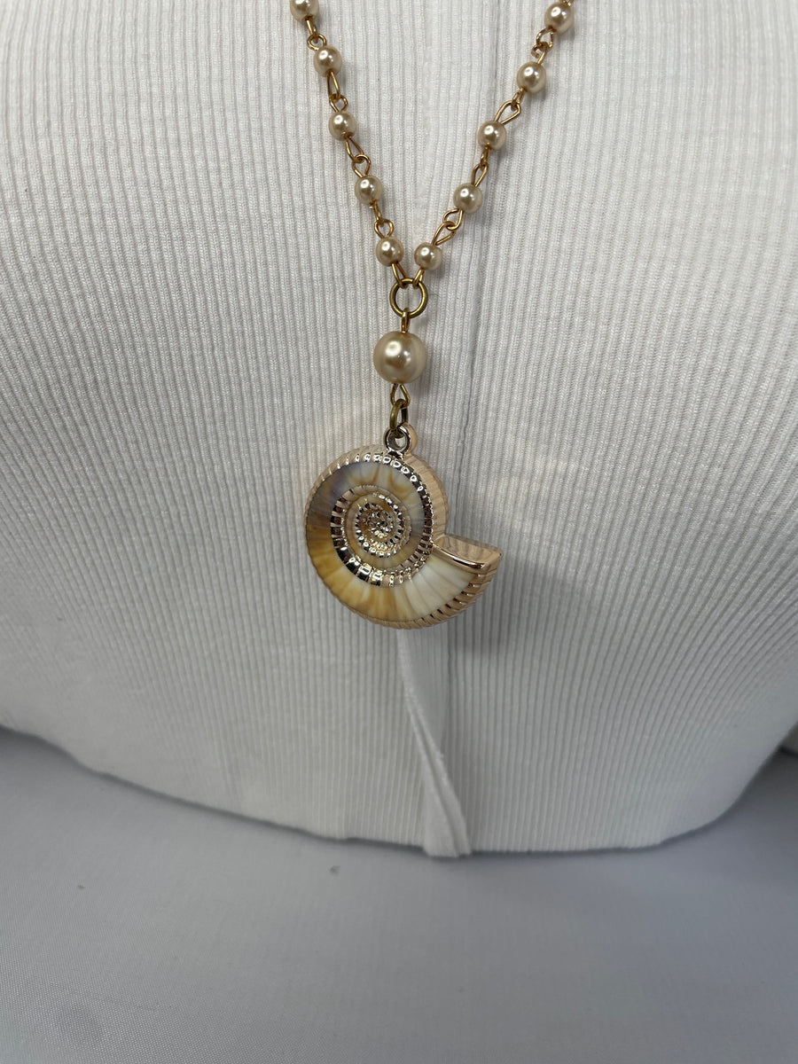 Shell Necklace by Gina