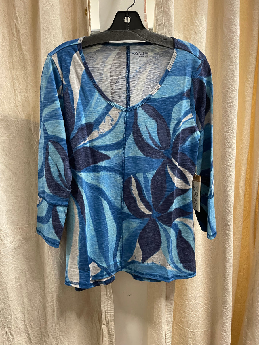 V-Neck Tunic 3/4 Sleeve Slub Tee in Lapis Floral by Escape