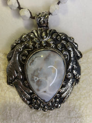 Peacock Lace Fossil Agate Short Necklace